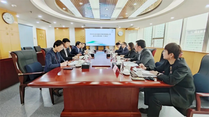 白忠泉董事長與中國旅游集團黨委委員、副總經理簡易會談 共商國內旅游經營服務發展